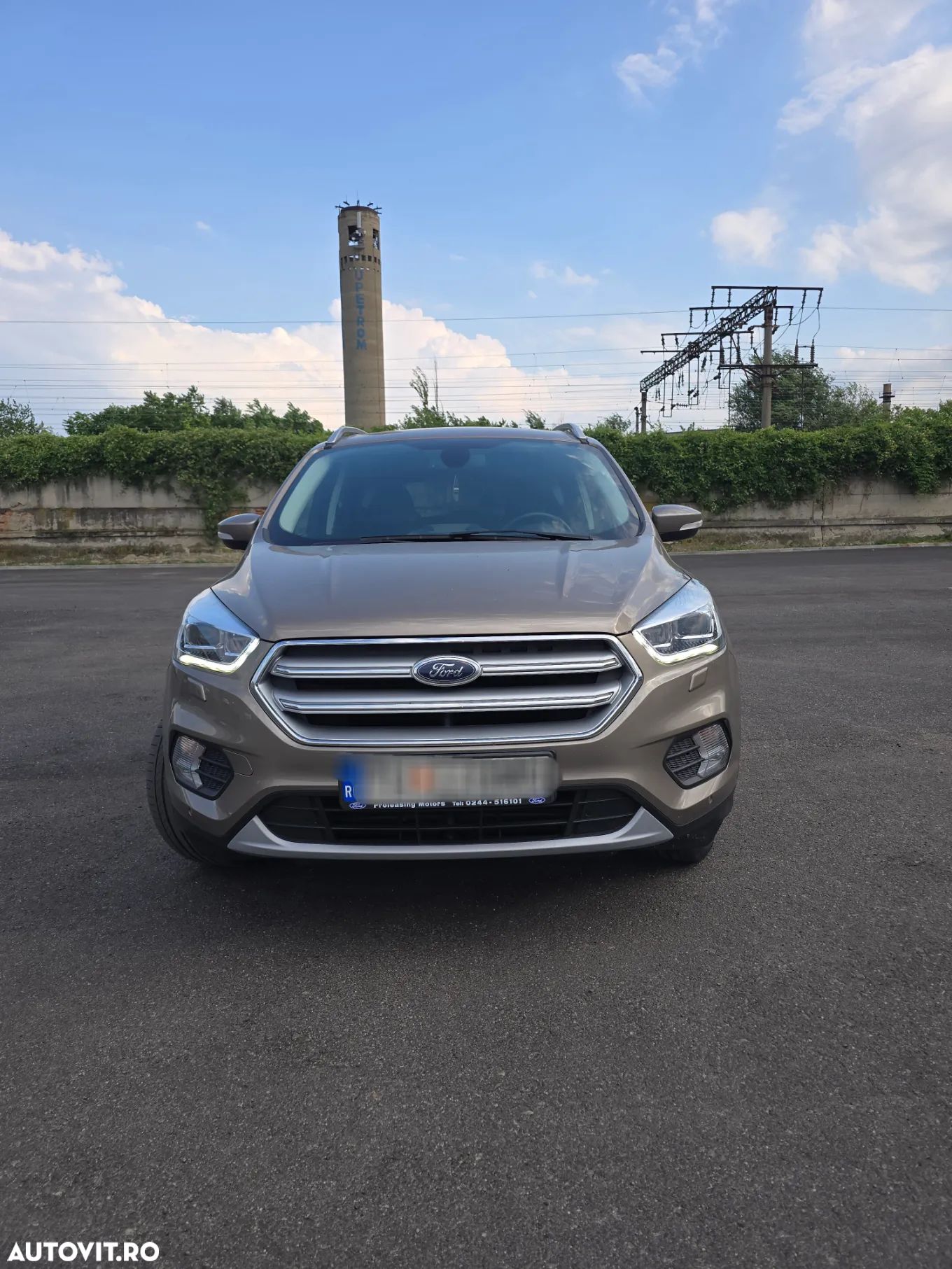 Ford Kuga 2.0 TDCi 4WD Powershift Titanium - 1