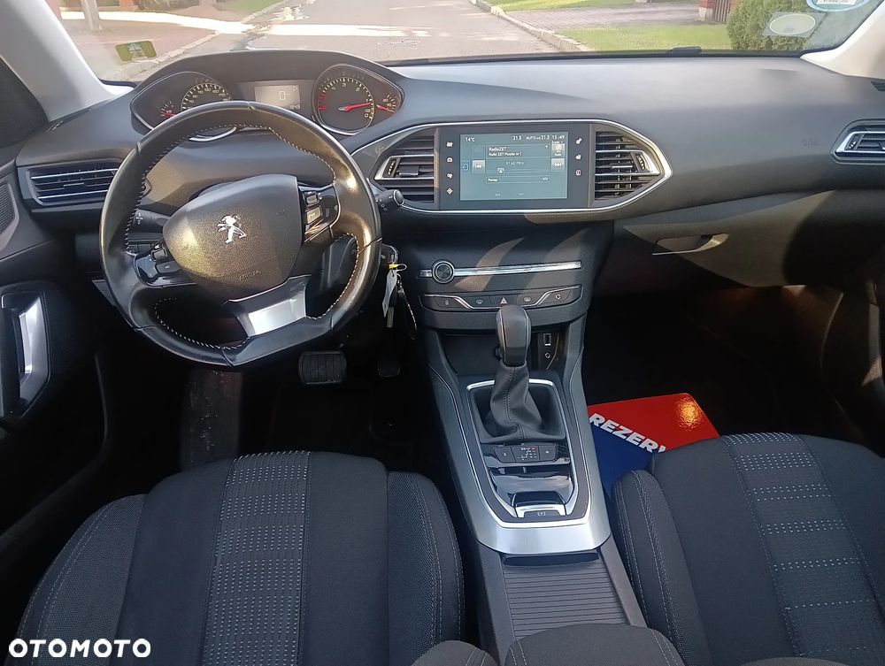 Peugeot 308 SW BlueHDi 120 EAT6 Stop & Start Allure - 6