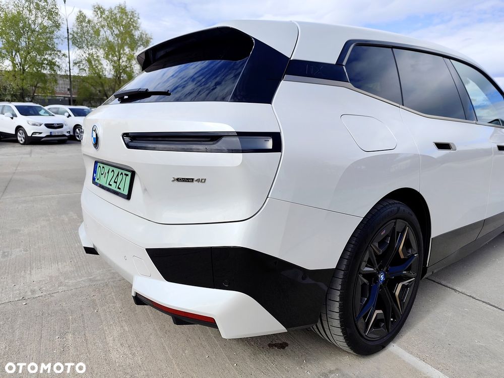 BMW iX xDrive40 76.6kWh Signature - 34