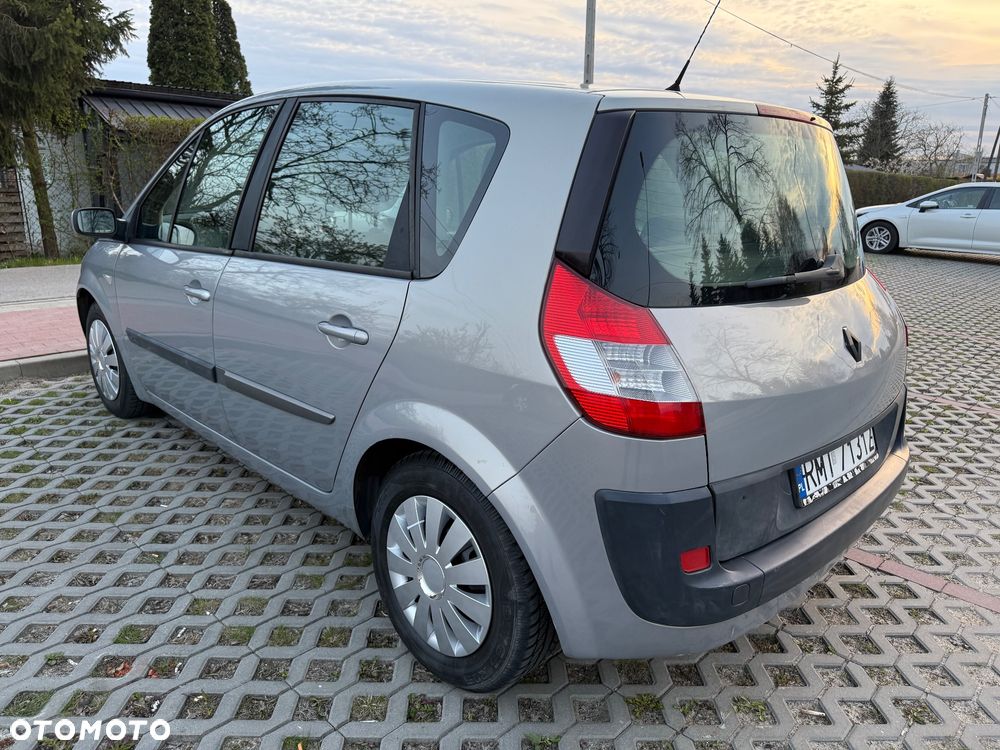 Renault Scenic - 10