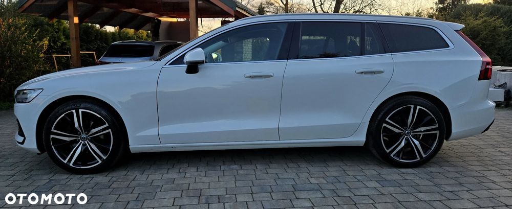 Volvo V60 D4 Geartronic Momentum Pro - 19