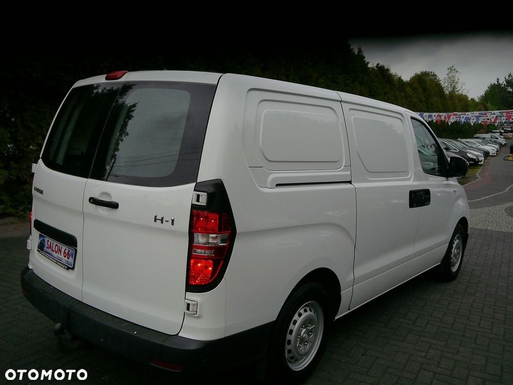 Hyundai H-1 - 5