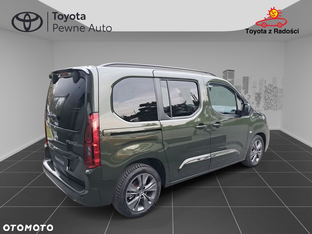 Toyota Proace City Verso 1.5 D-4D Family - 3