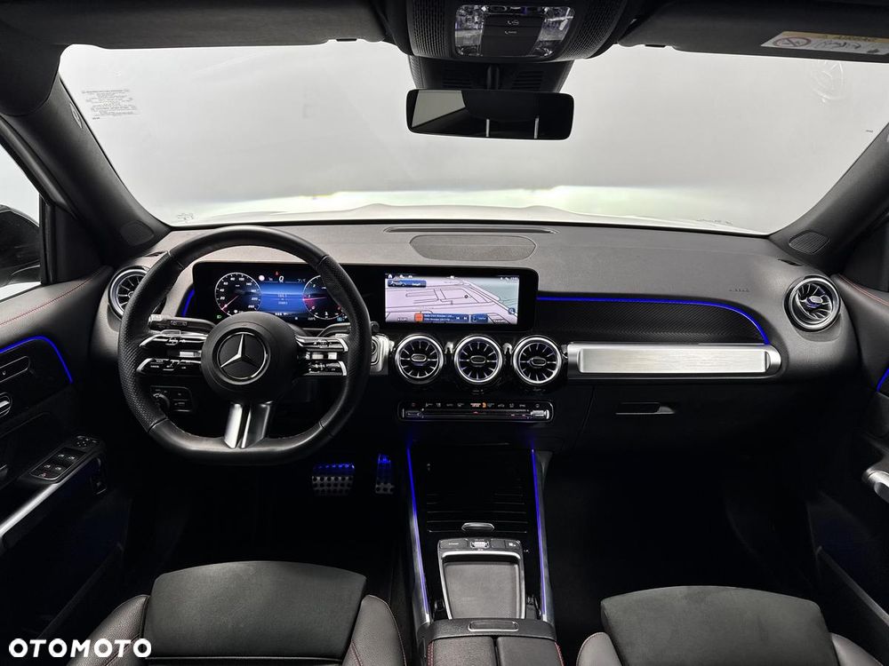 Mercedes-Benz GLB 200 d 4-Matic AMG Line 8G-DCT - 21