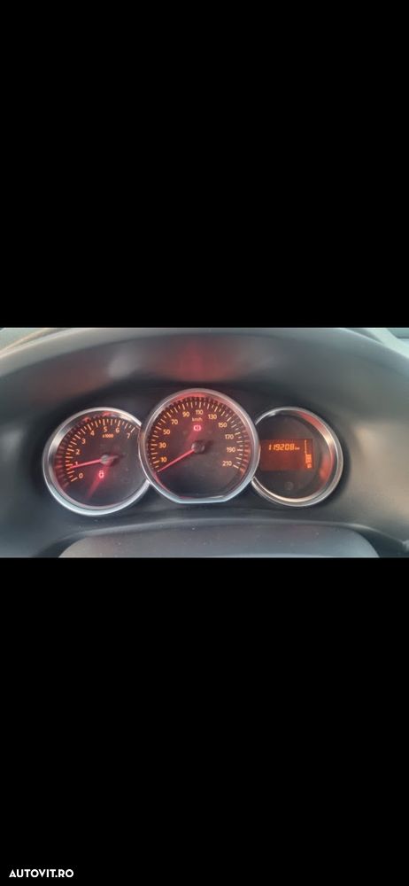 Dacia Logan 1.5 Blue dCi Prestige - 6