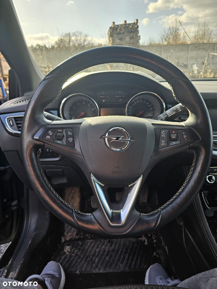 Opel Astra 1.6 Turbo Start/Stop Innovation - 25
