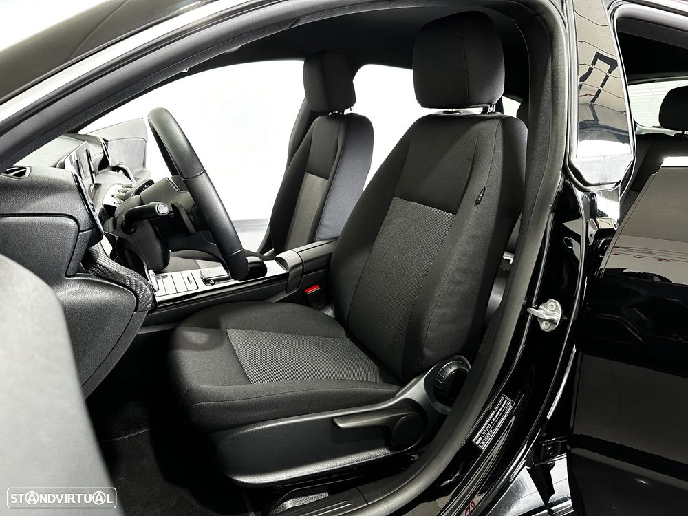 Mercedes-Benz CLA 200 d Progressive Aut. - 38
