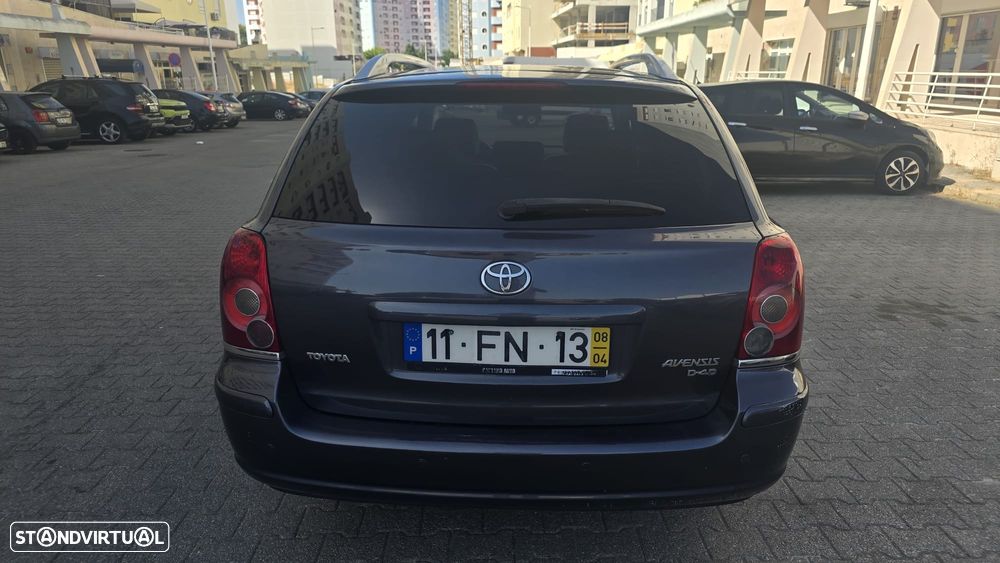 Toyota Avensis SW 2.0 D-4D - 8