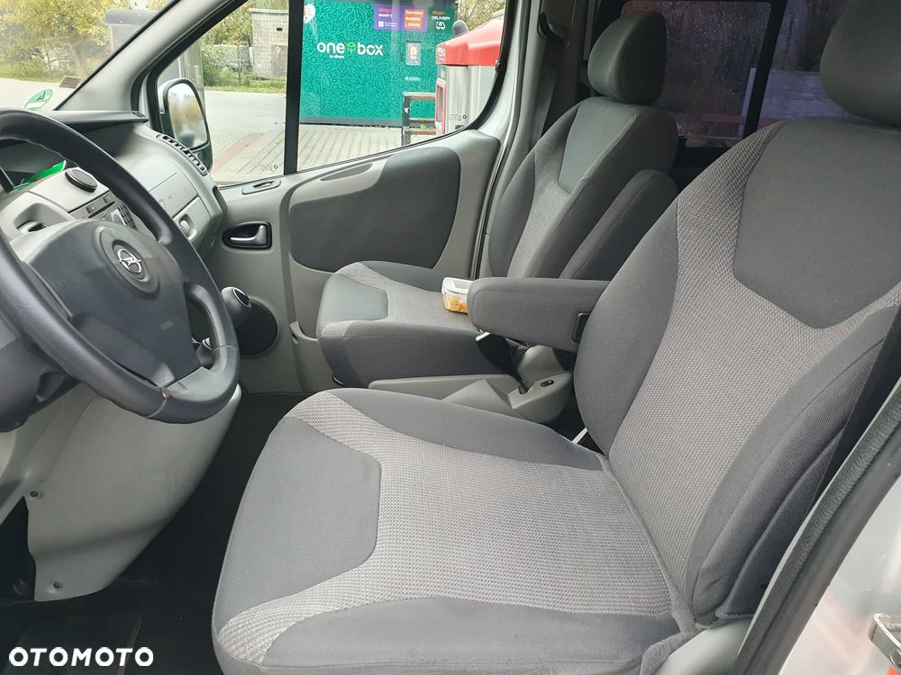 Opel Vivaro - 16