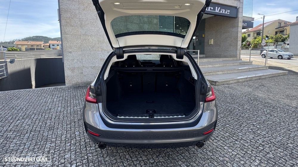 BMW 318 d Aut. Edition Luxury Line Purity - 23