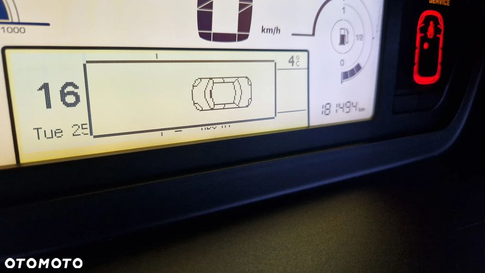 Citroën C4 Grand Picasso 1.6 HDi FAP (7-Sitzer) Tendance - 16