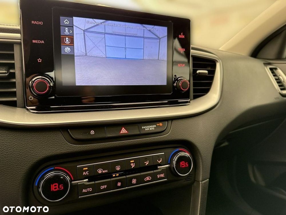 Kia Ceed - 17