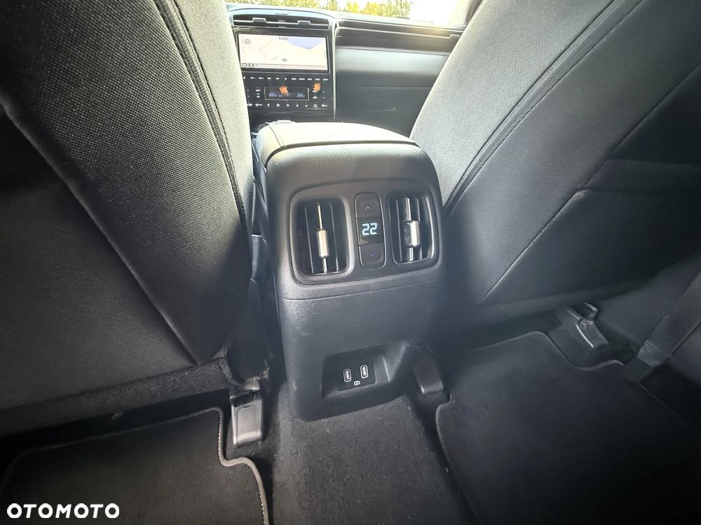 Hyundai Tucson 1.6 T-GDi HEV Platinum 2WD - 19