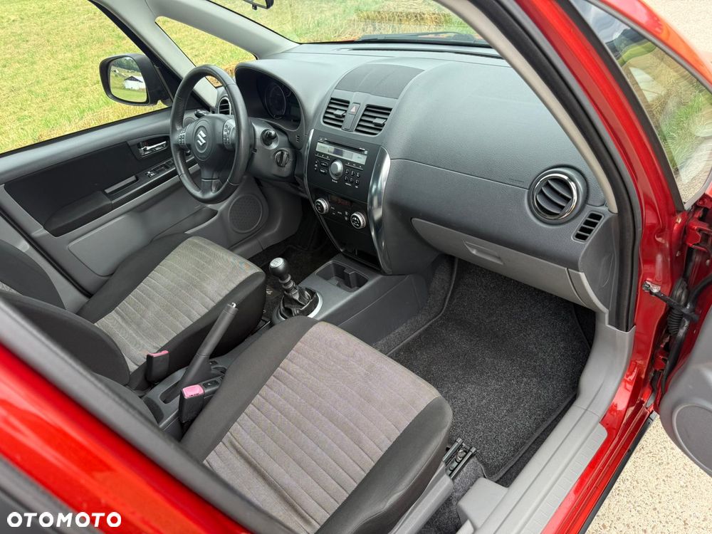Suzuki SX4 - 13