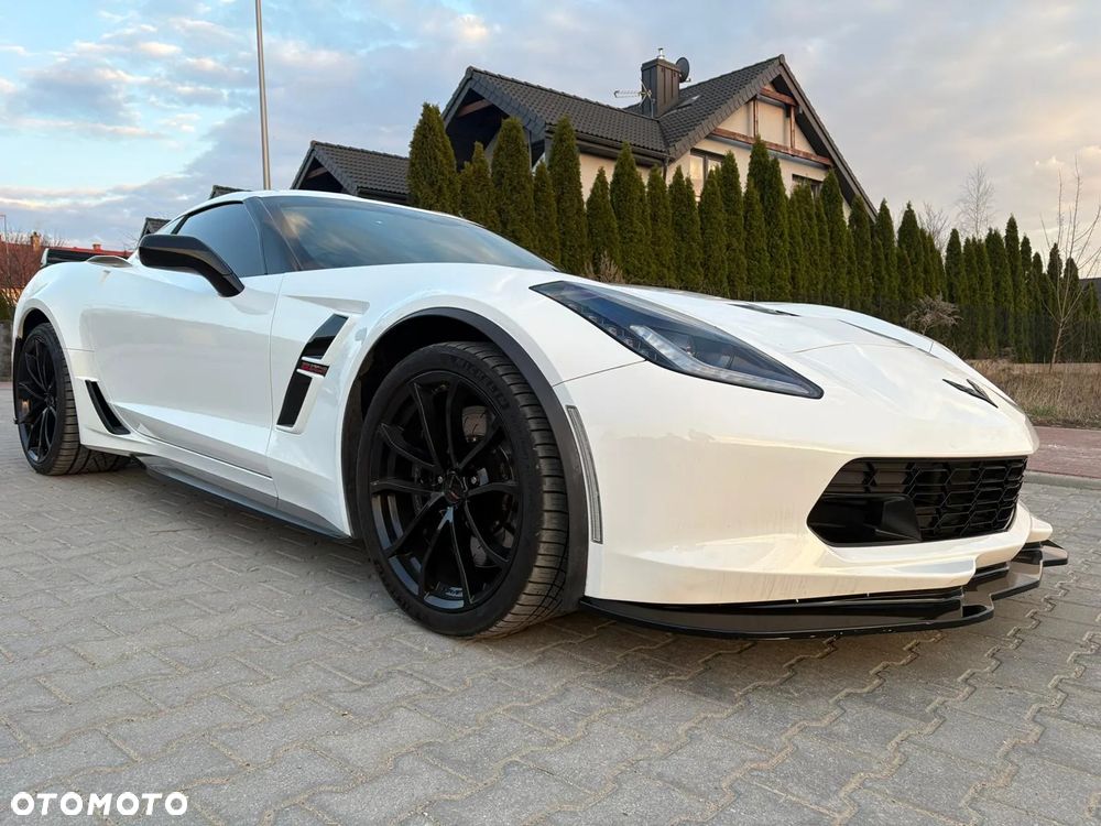 Chevrolet Corvette - 1