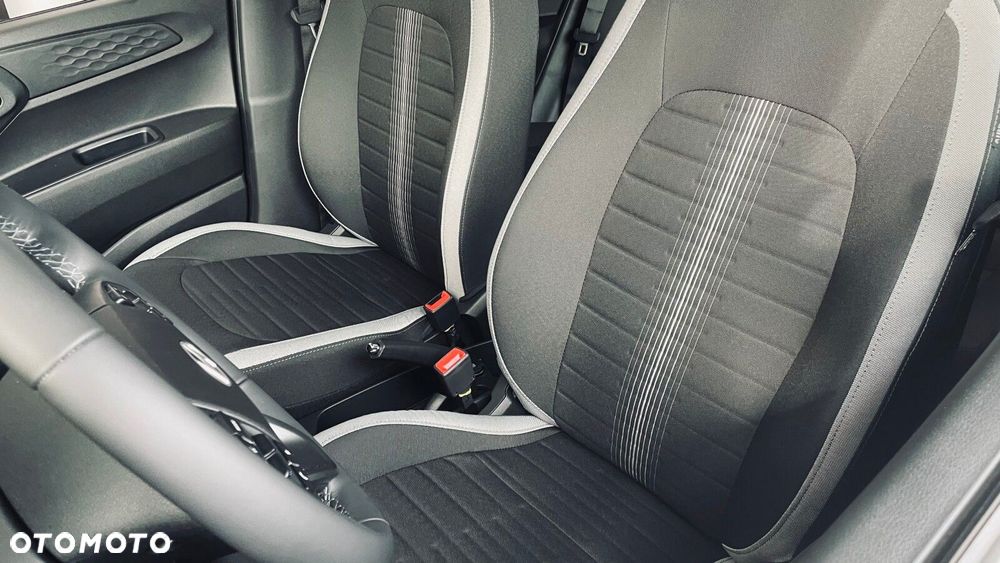 Hyundai i10 1.0 Pure - 11