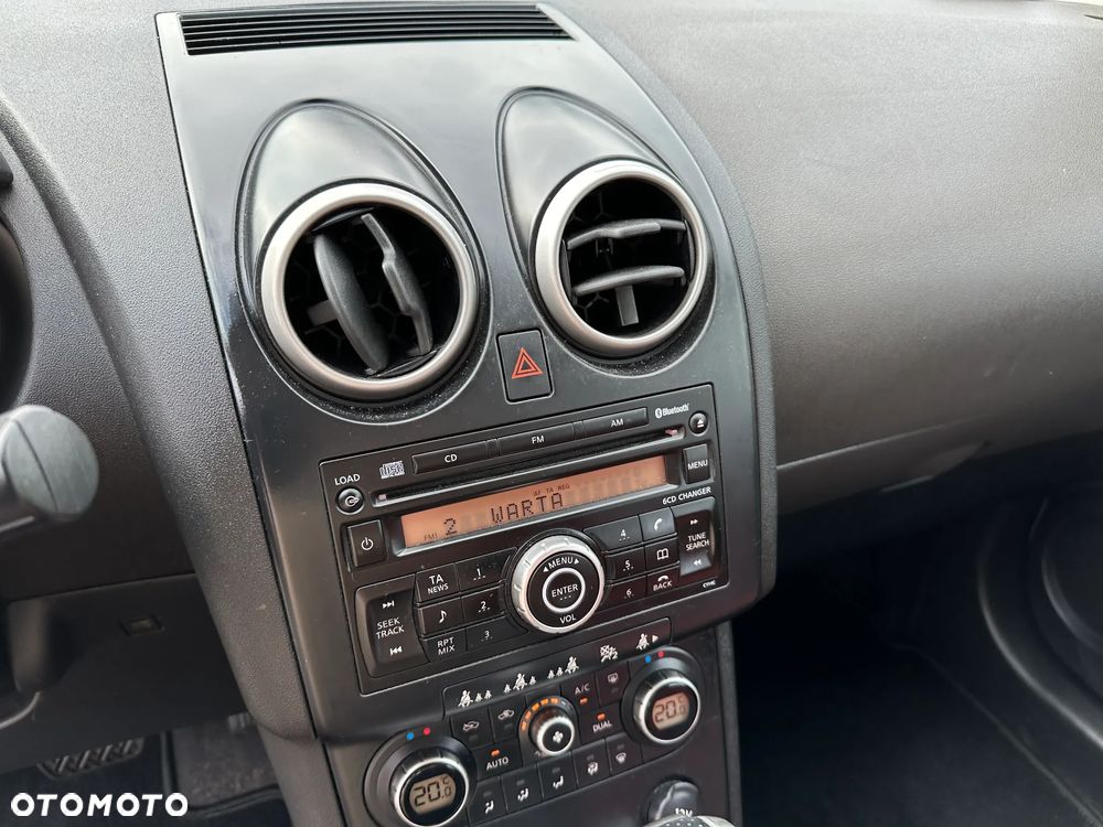 Nissan Qashqai - 12