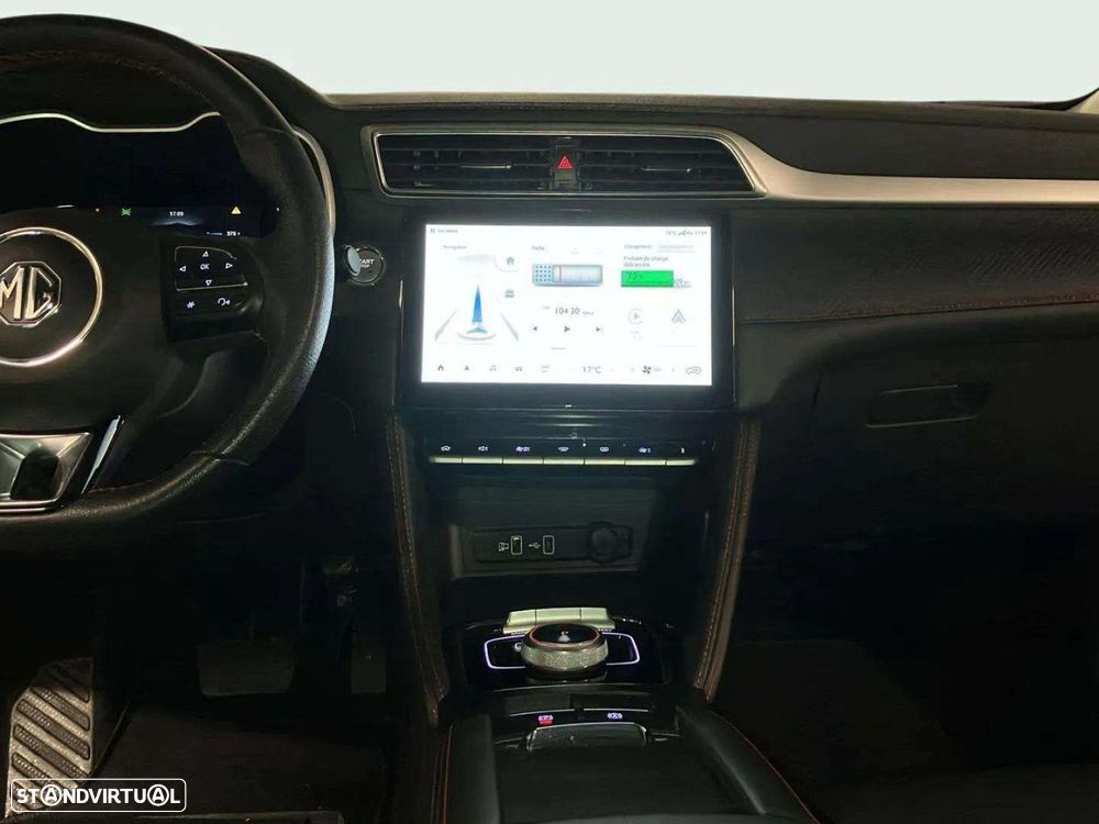 MG ZS EV 72.6 kWh Luxury OBC 11 kW - 10