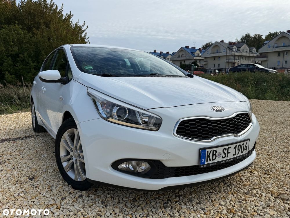 Kia Ceed 1.4 CVVT - 4