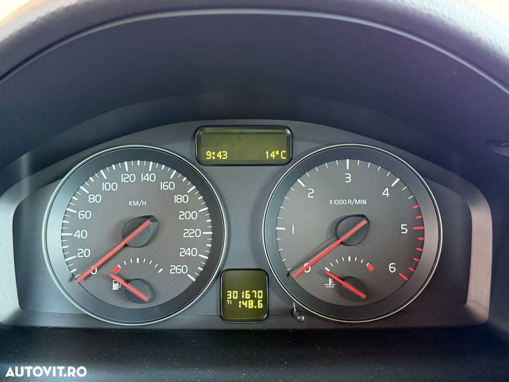 Volvo C30 1.6D - 10
