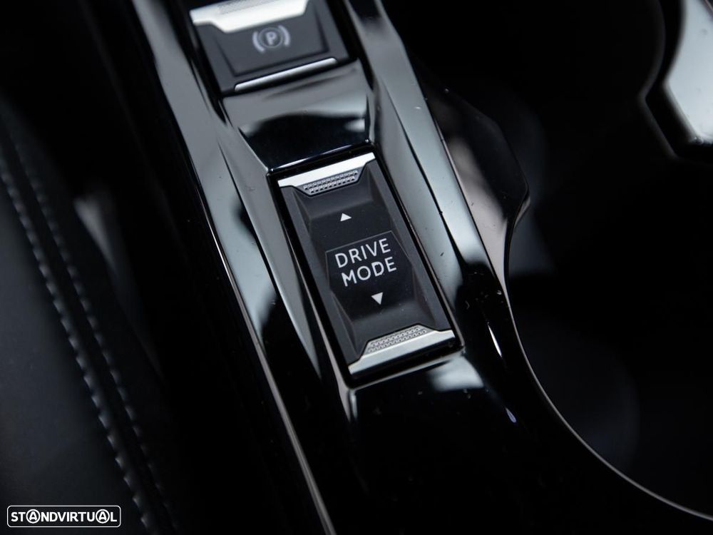 Peugeot e-2008 GT Pack - 20