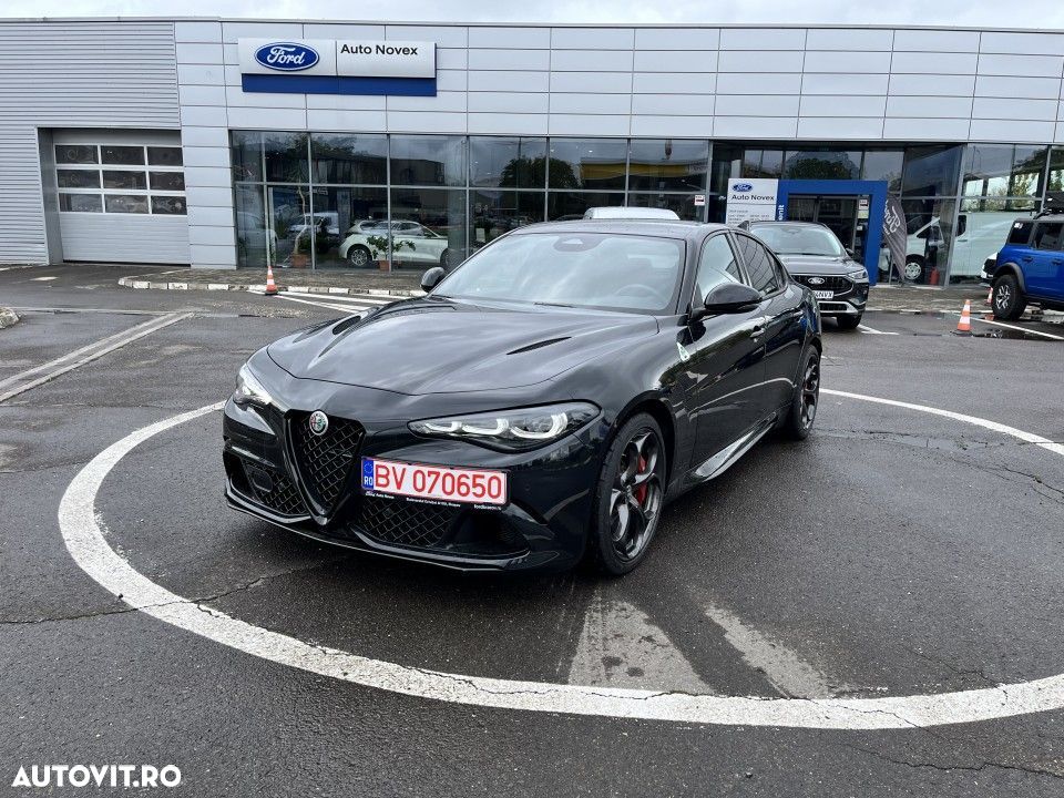 Alfa Romeo Giulia 2.9 V6 Turbo RWD AT8 Quadrifoglio - 1