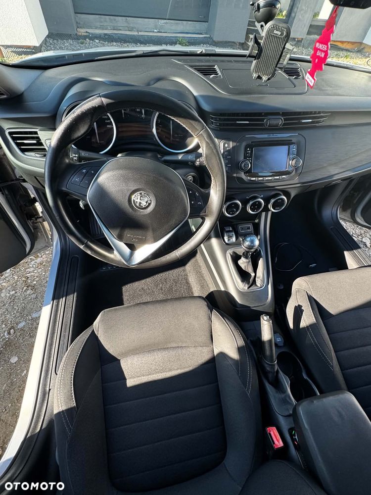 Alfa Romeo Giulietta 1.4 TB MultiAir - 10