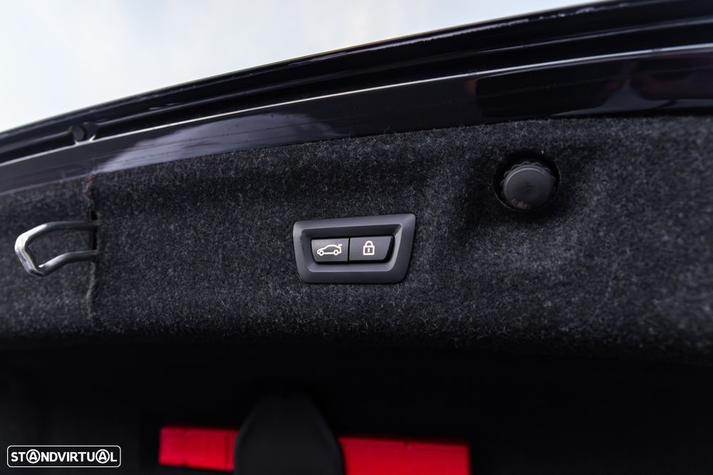 BMW M4 Competition xDrive - 44