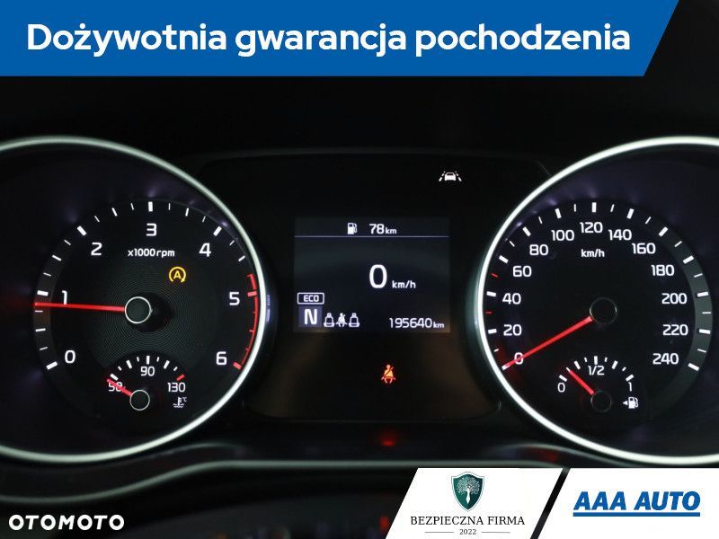 Kia Ceed - 10