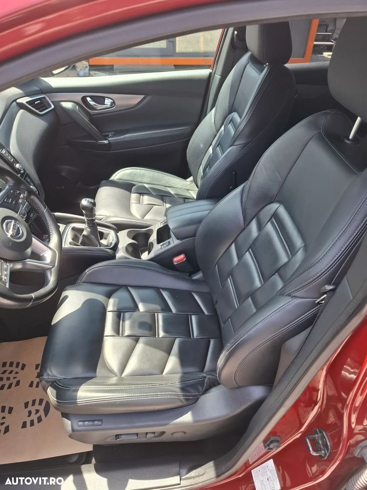 Nissan Qashqai 1.7 dCi TEKNA+ - 11
