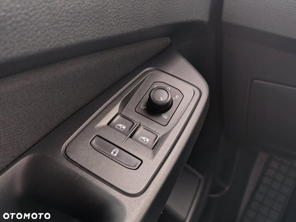 Ford Tourneo Connect Grand - 16