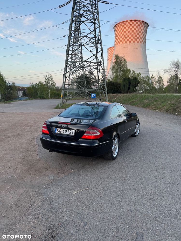 Mercedes-Benz CLK - 5