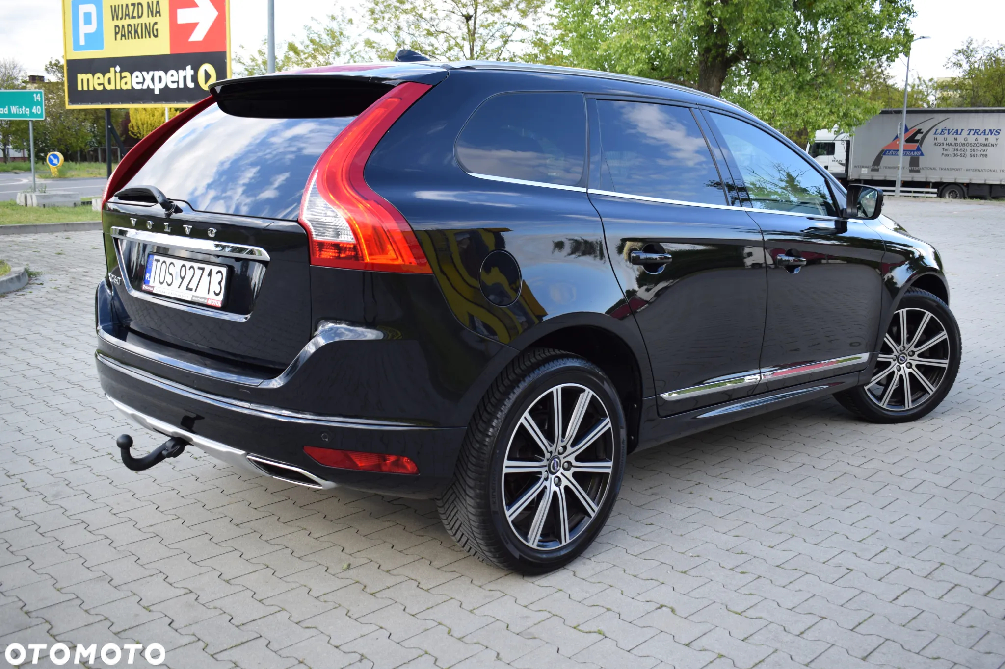 Volvo XC 60 - 4