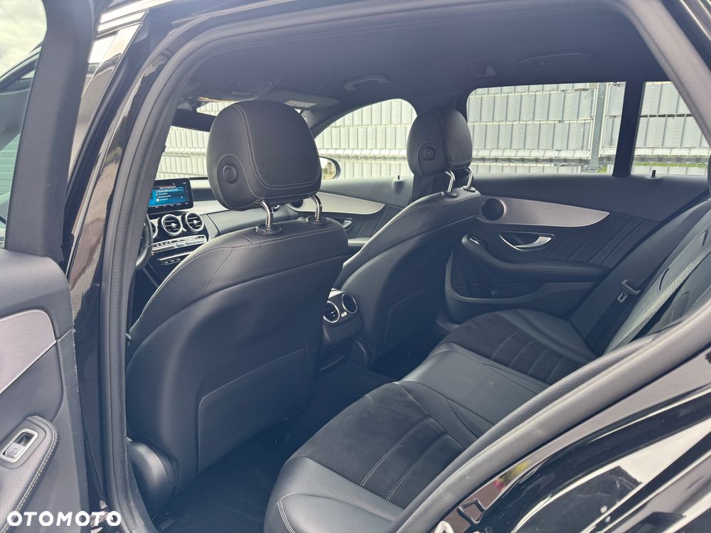 Mercedes-Benz Klasa C 200 d 9G-TRONIC AMG Line - 24