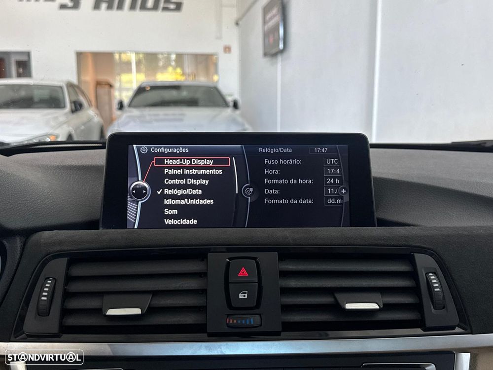 BMW 328 i Auto Pack M - 32