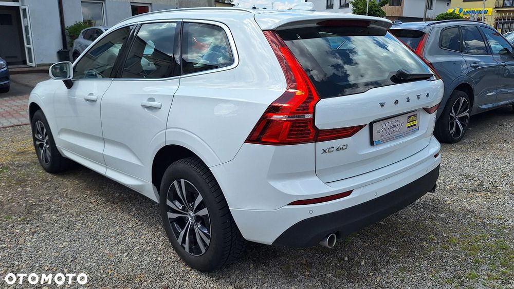Volvo XC 60 T4 Momentum - 7