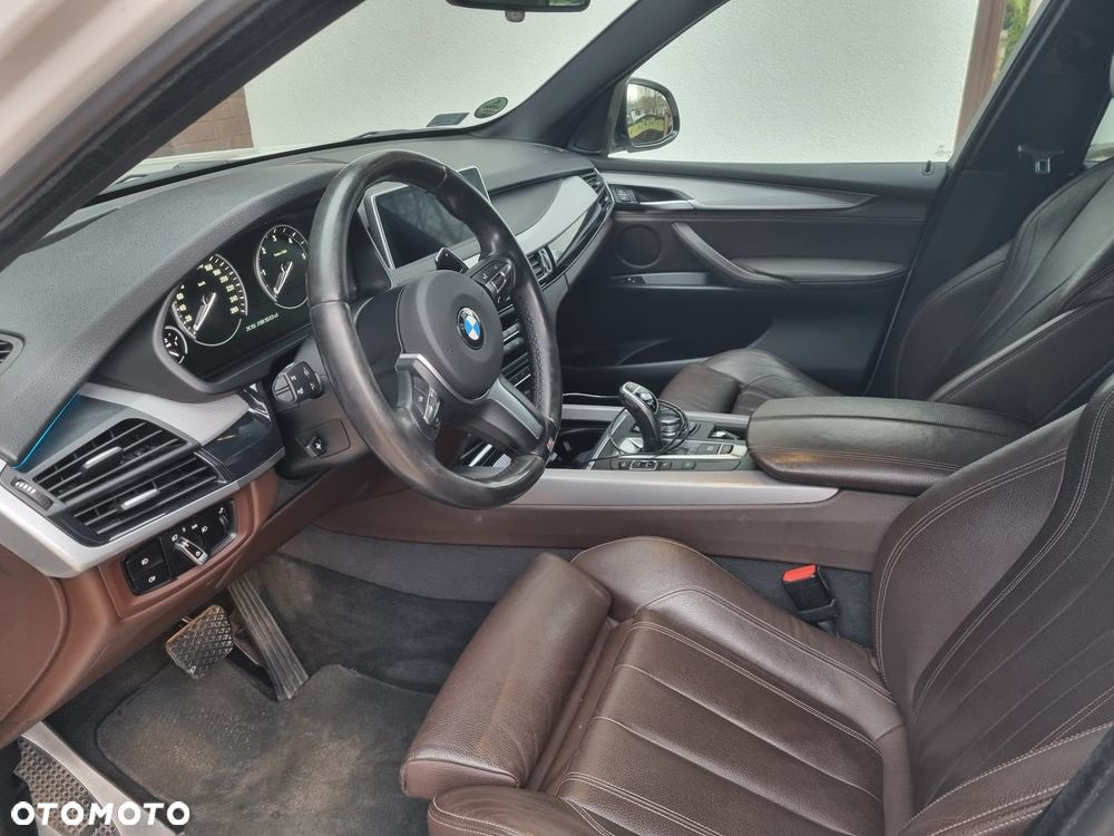 BMW X5 M M50d Sport-Aut - 4