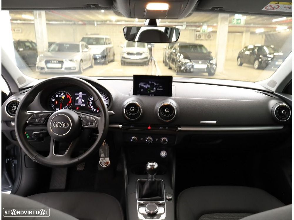 Audi A3 Sportback 30 TDI - 27