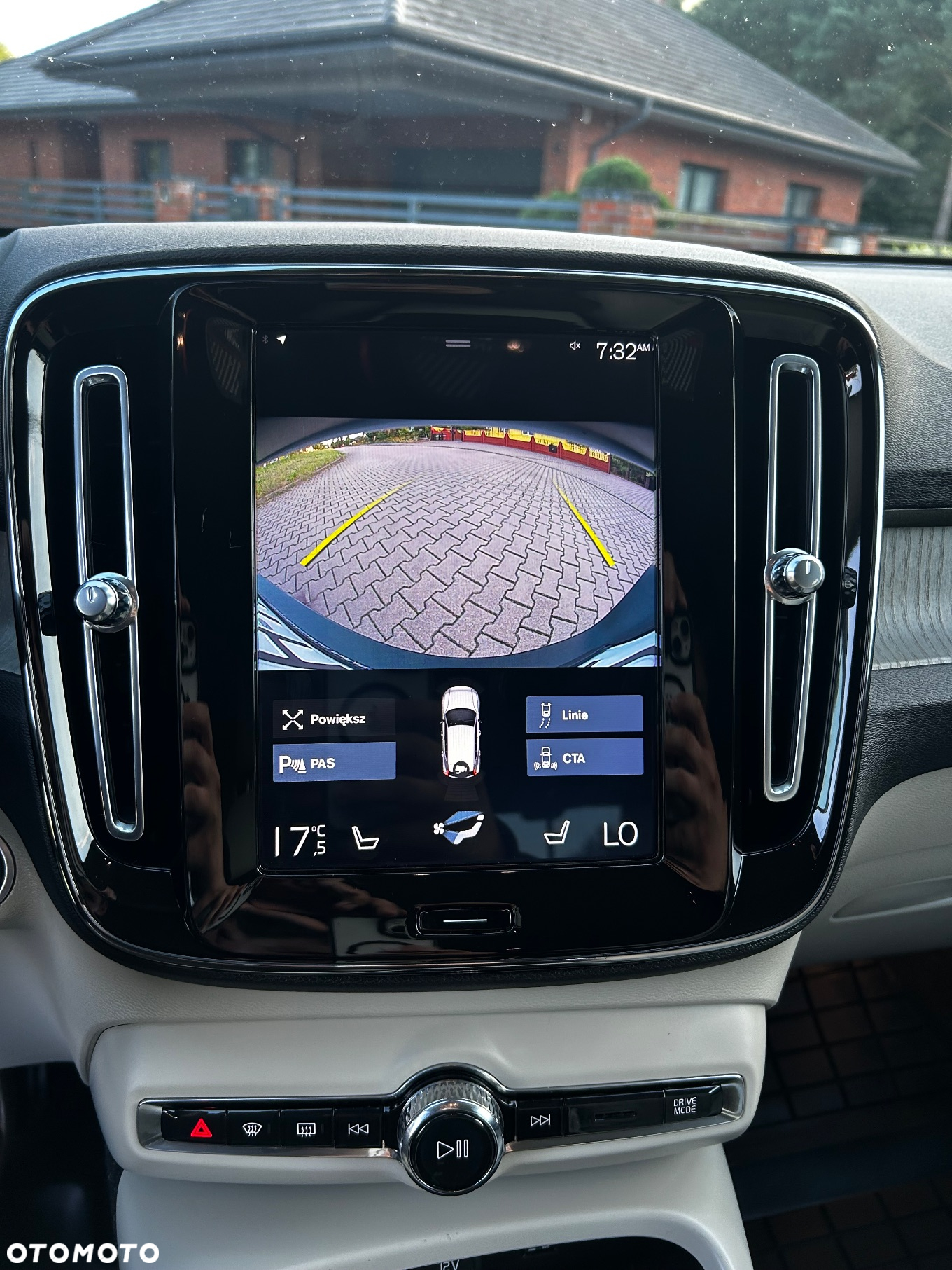 Volvo XC 40 - 22