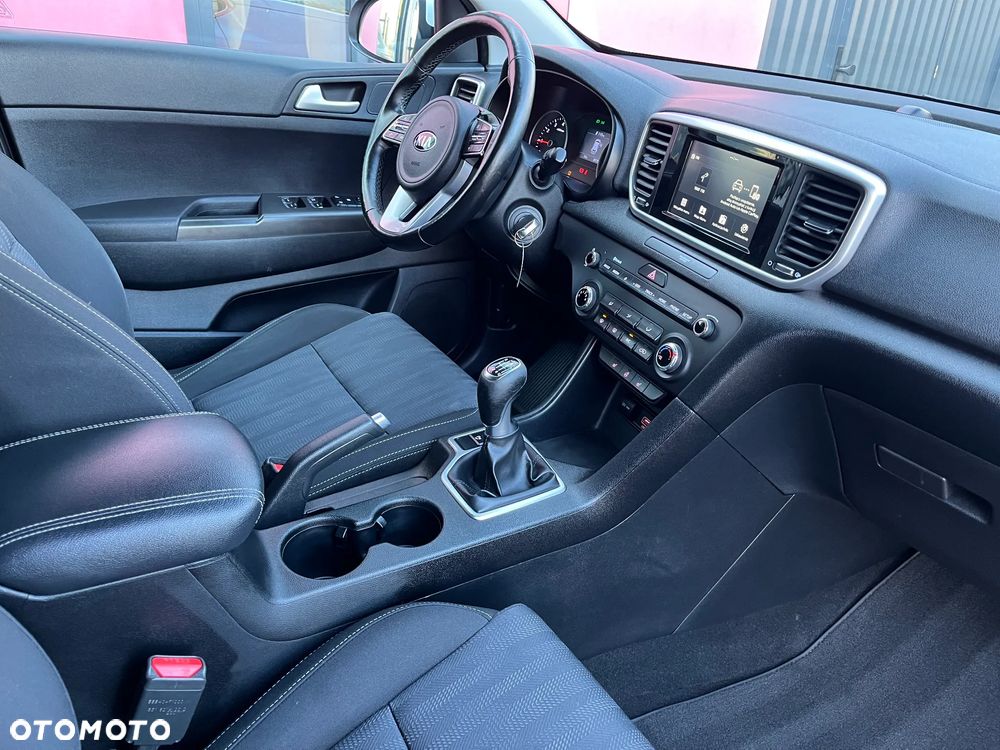 Kia Sportage 1.6 GDI 2WD Black Edition - 16