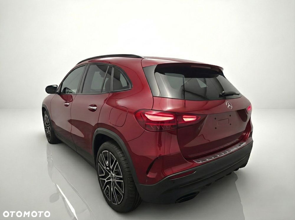 Mercedes-Benz GLA 200 mHEV AMG Line 7G-DCT - 7