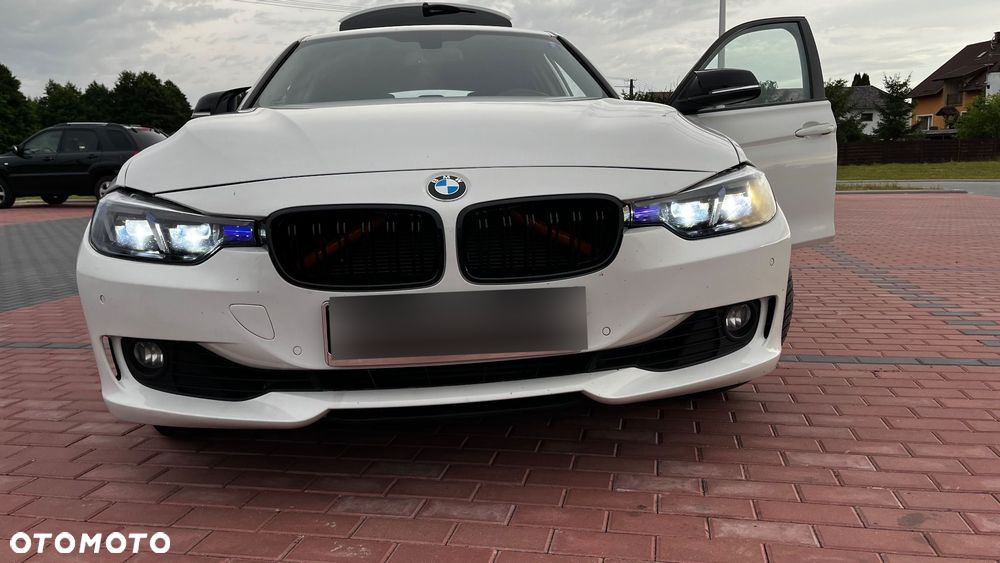 BMW Seria 3 325d - 37