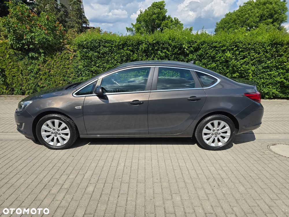 Opel Astra 1.6 CDTI DPF ecoFLEX Start/Stop Exklusiv - 13