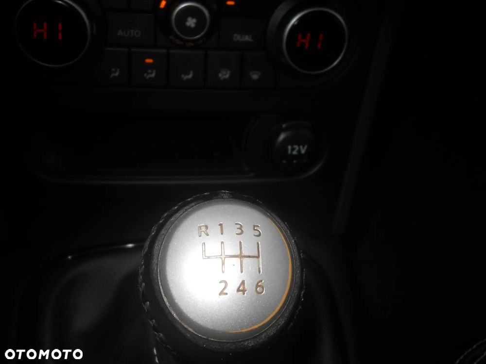 Nissan Qashqai 1.6 dCi ACENTA+ - 11