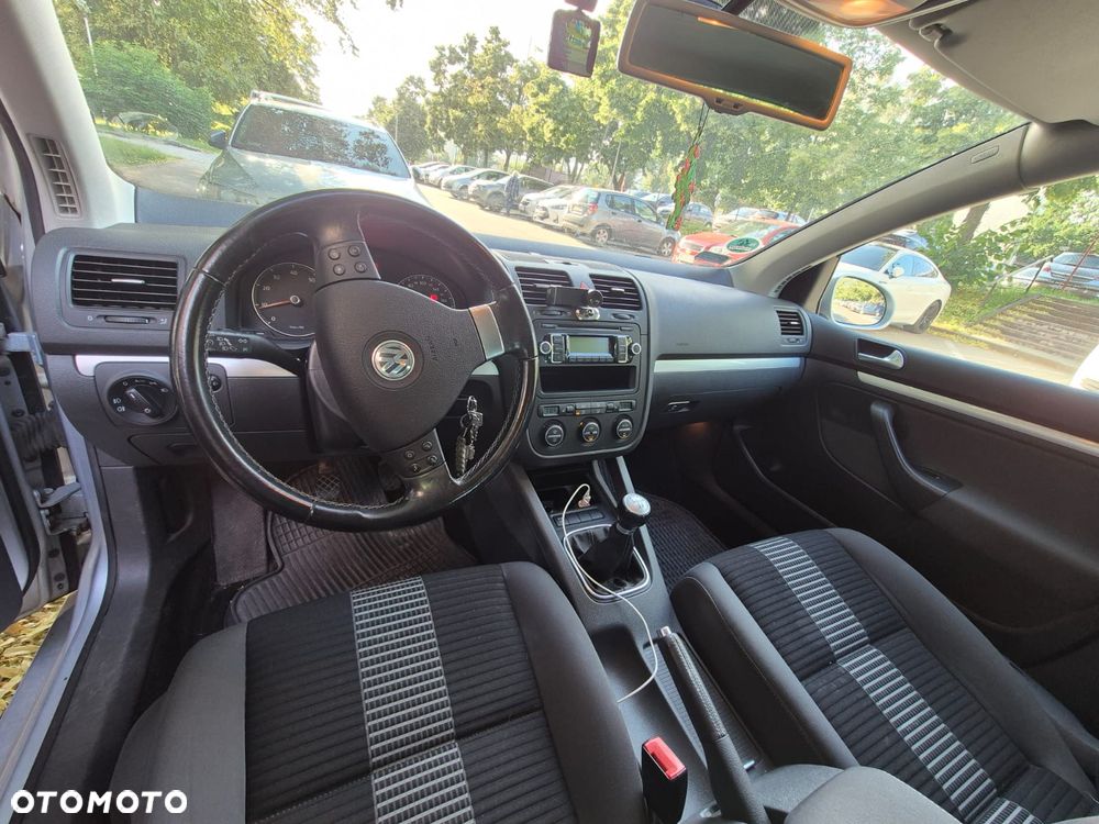 Volkswagen Golf 1.6 United - 5