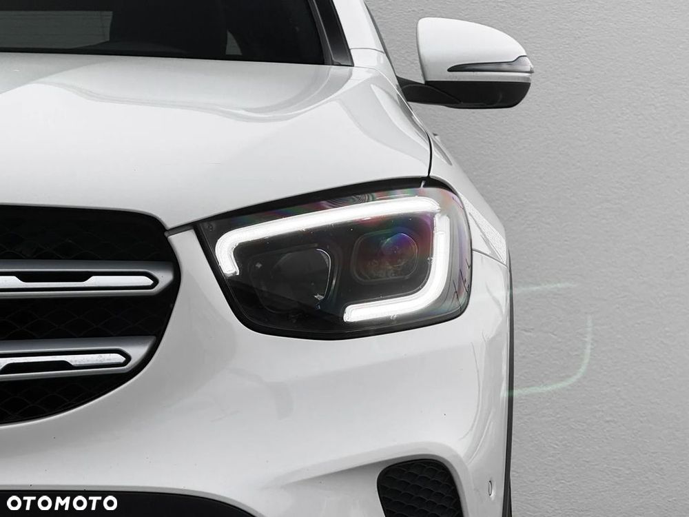 Mercedes-Benz GLC - 37