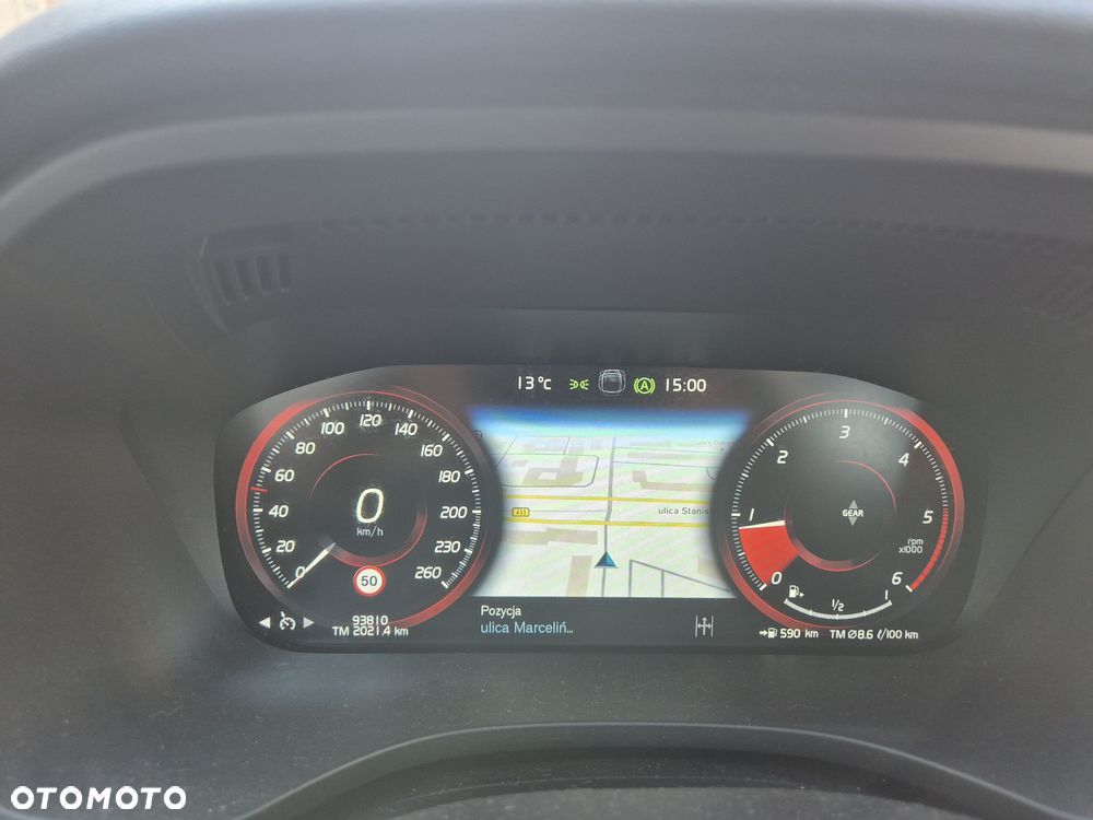 Volvo XC 60 D3 Momentum Pro - 8