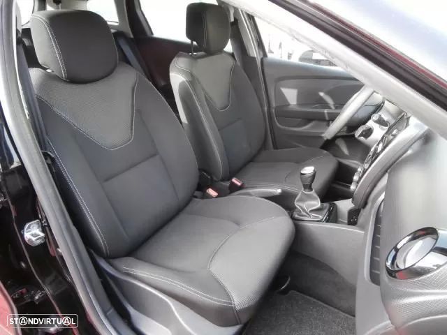 Renault Clio Sport Tourer 0.9 TCE Confort - 24