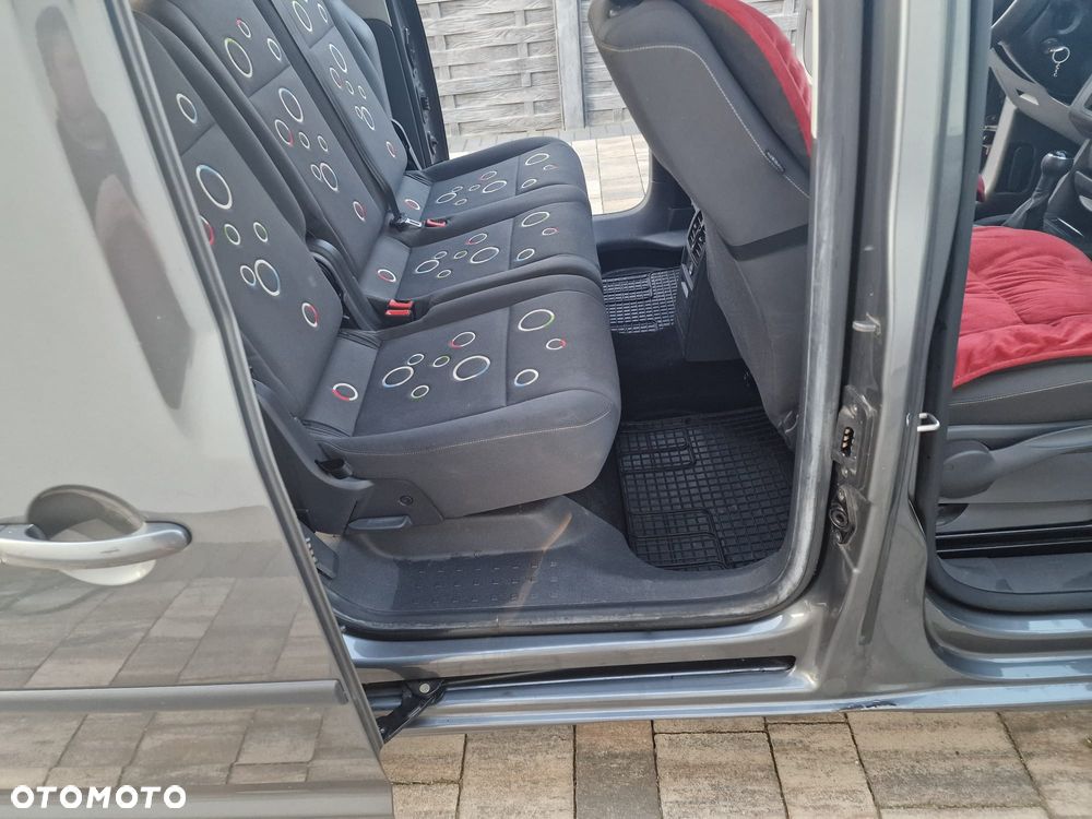 Volkswagen Caddy - 14