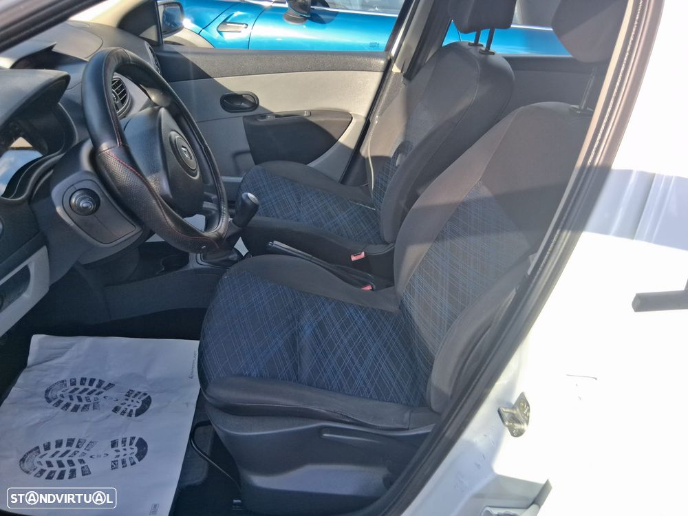 Renault Clio 1.5 dCi Confort - 15